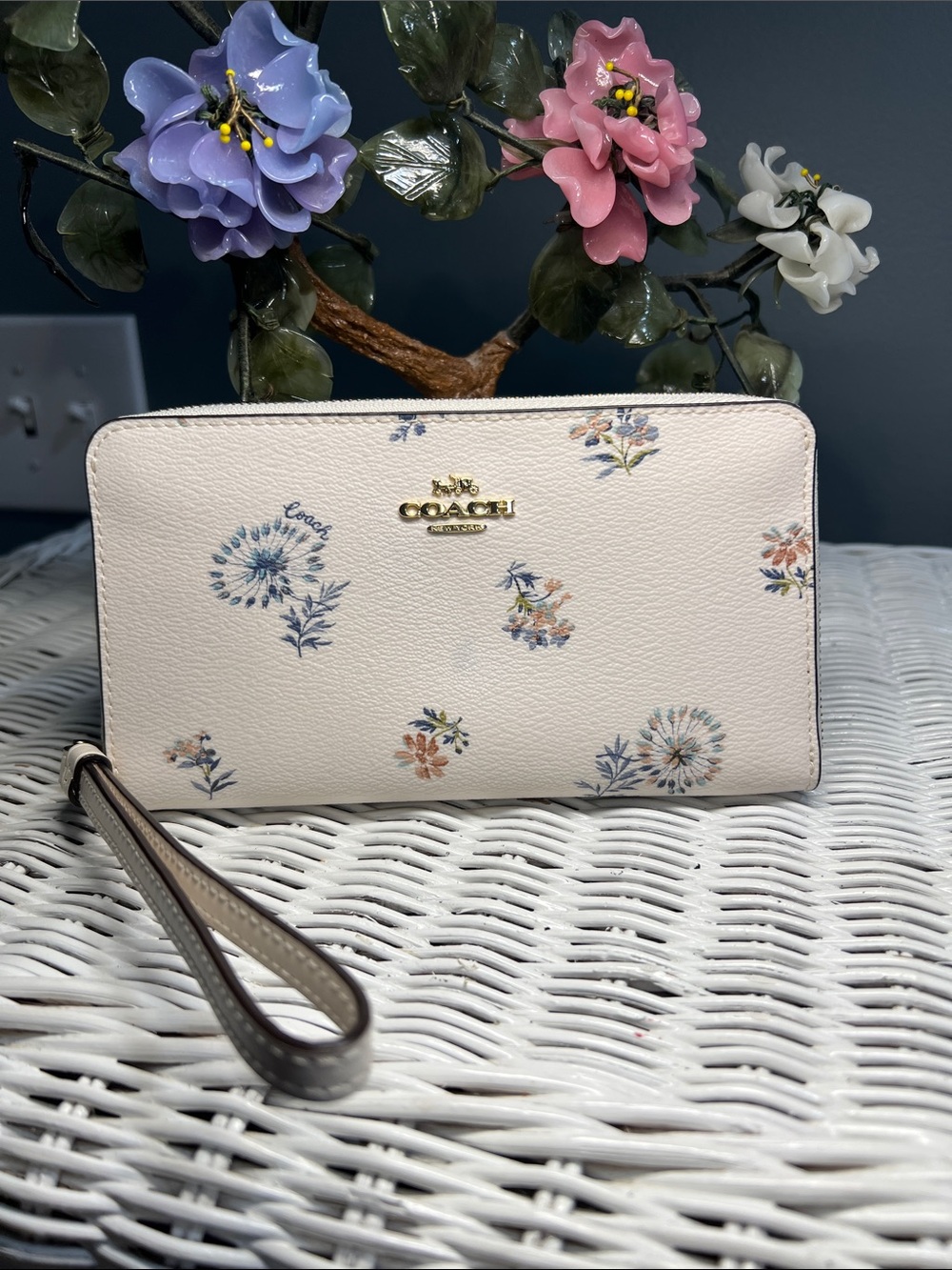 Coach Dandelion Wristlet Wallet